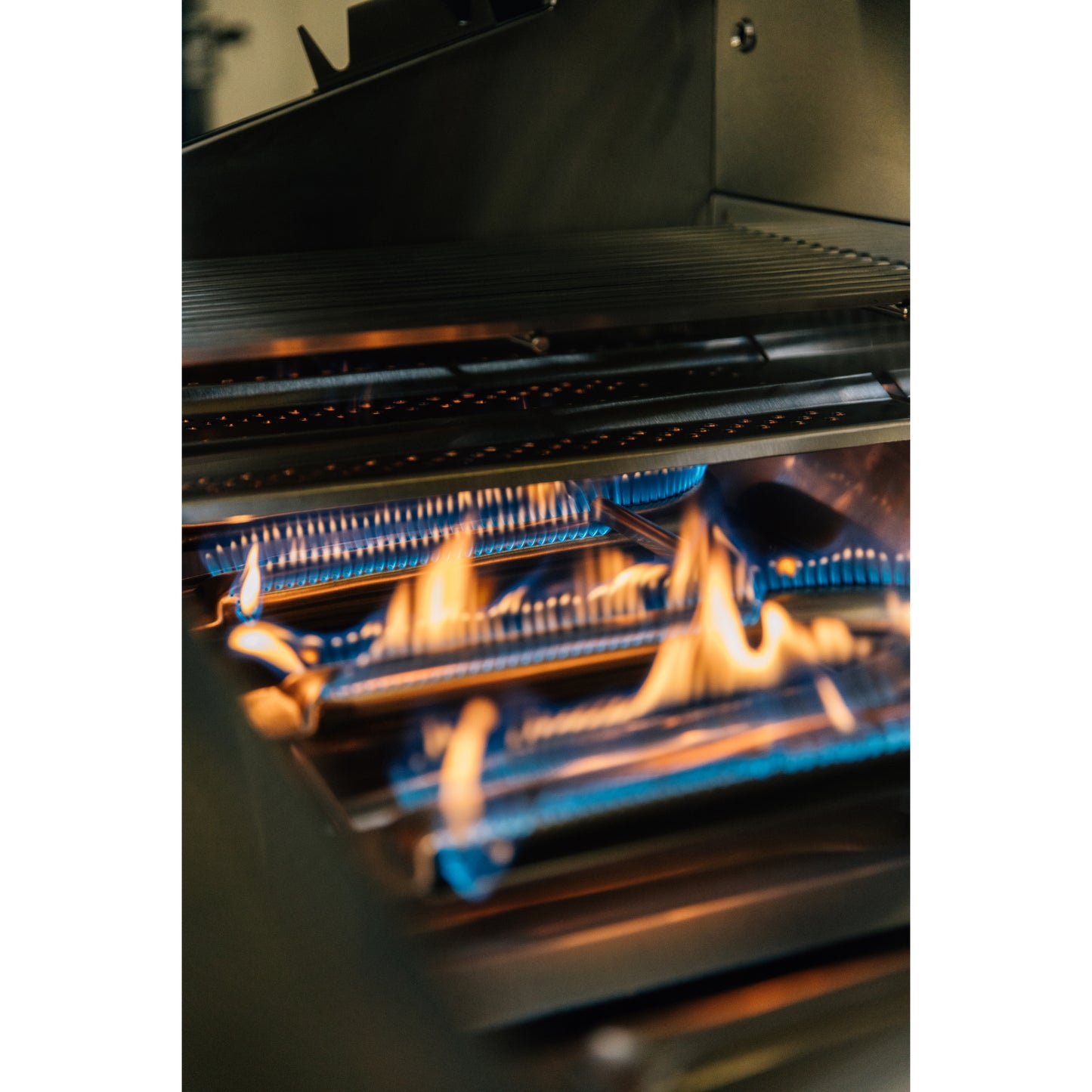 Atlas 36" Built-in Grill with Briquette Trays - Natural Gas