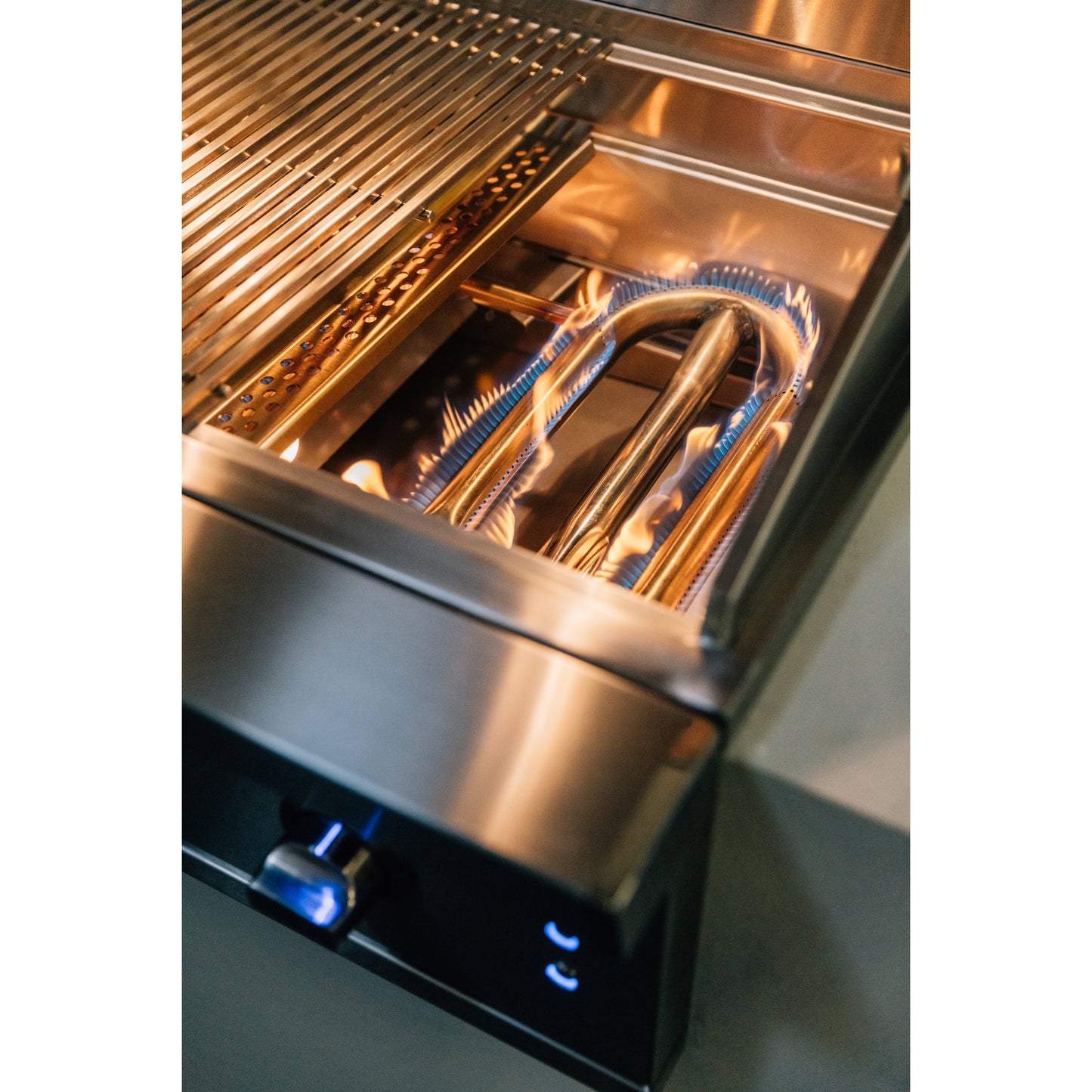 Atlas 36" Built-in Grill with Briquette Trays - Natural Gas