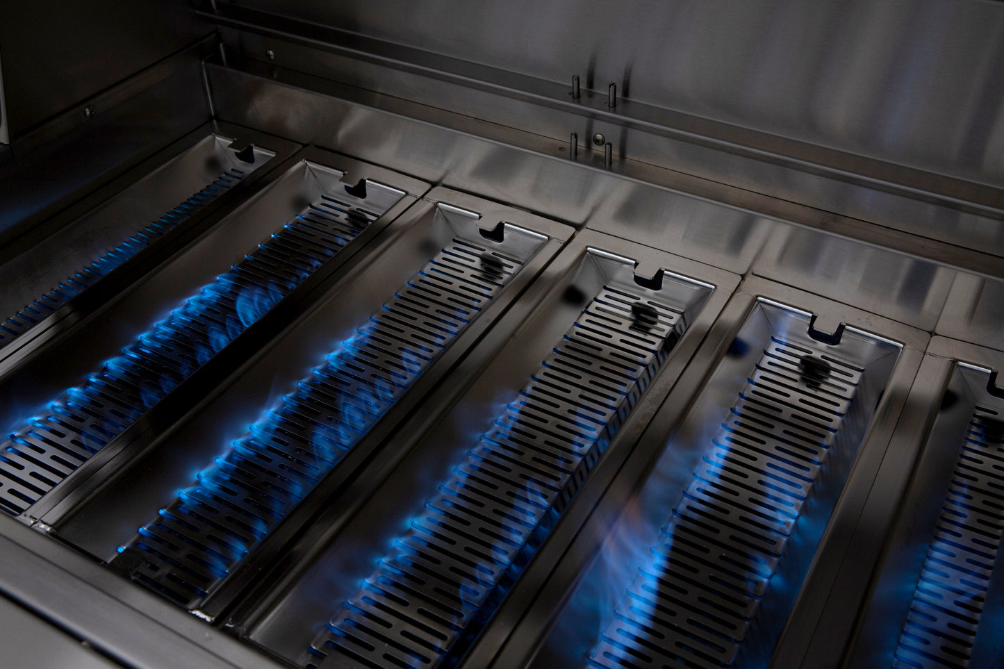 Encore - 54" Built-in Hybrid Grill - Natural Gas