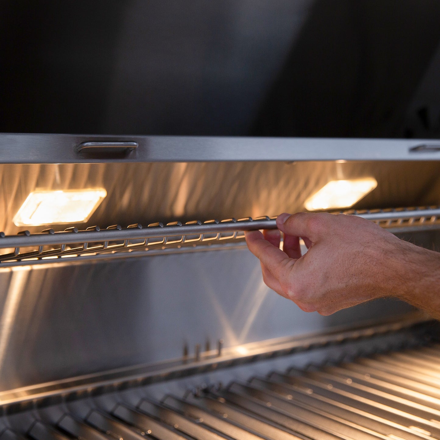 Muscle - 36" Freestanding Hybrid Grill - Liquid Propane