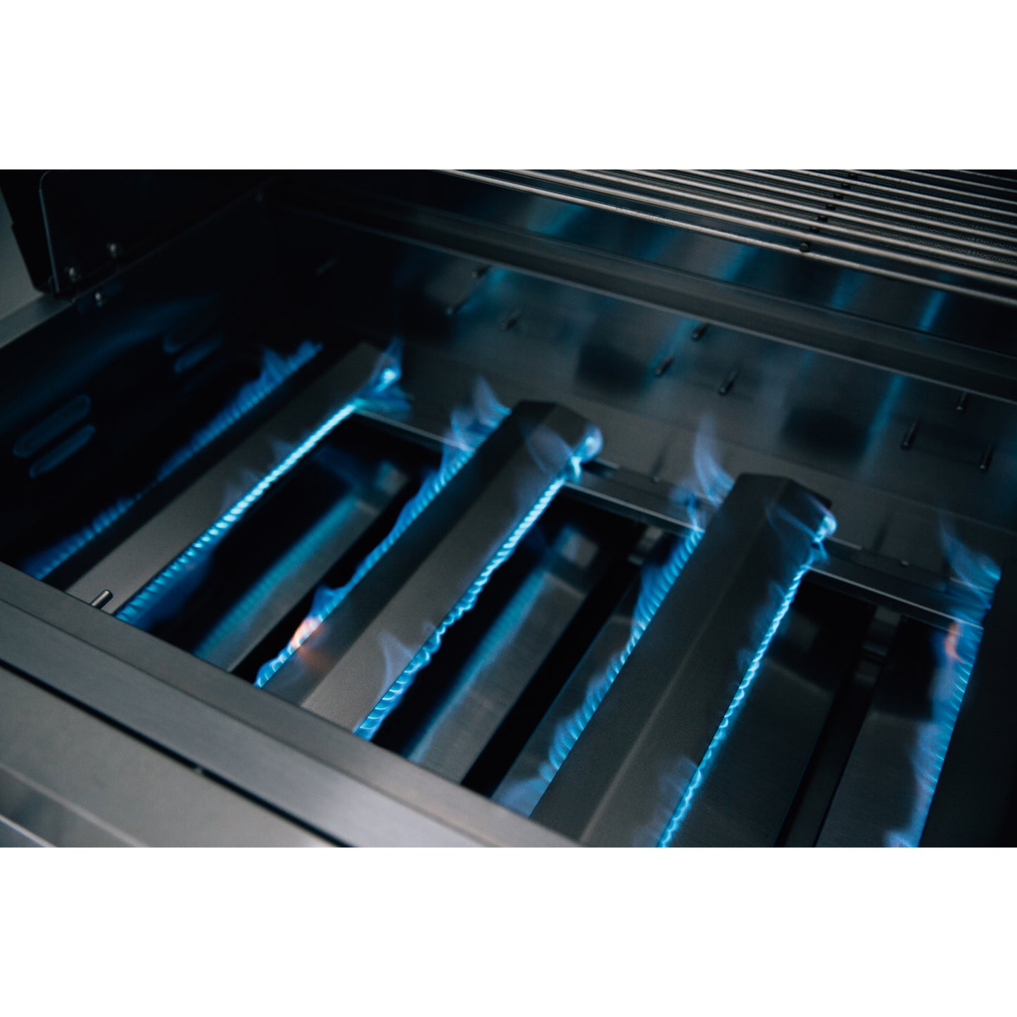 Summerset Sizzler Pro Freestanding 32" Natural Gas Grill