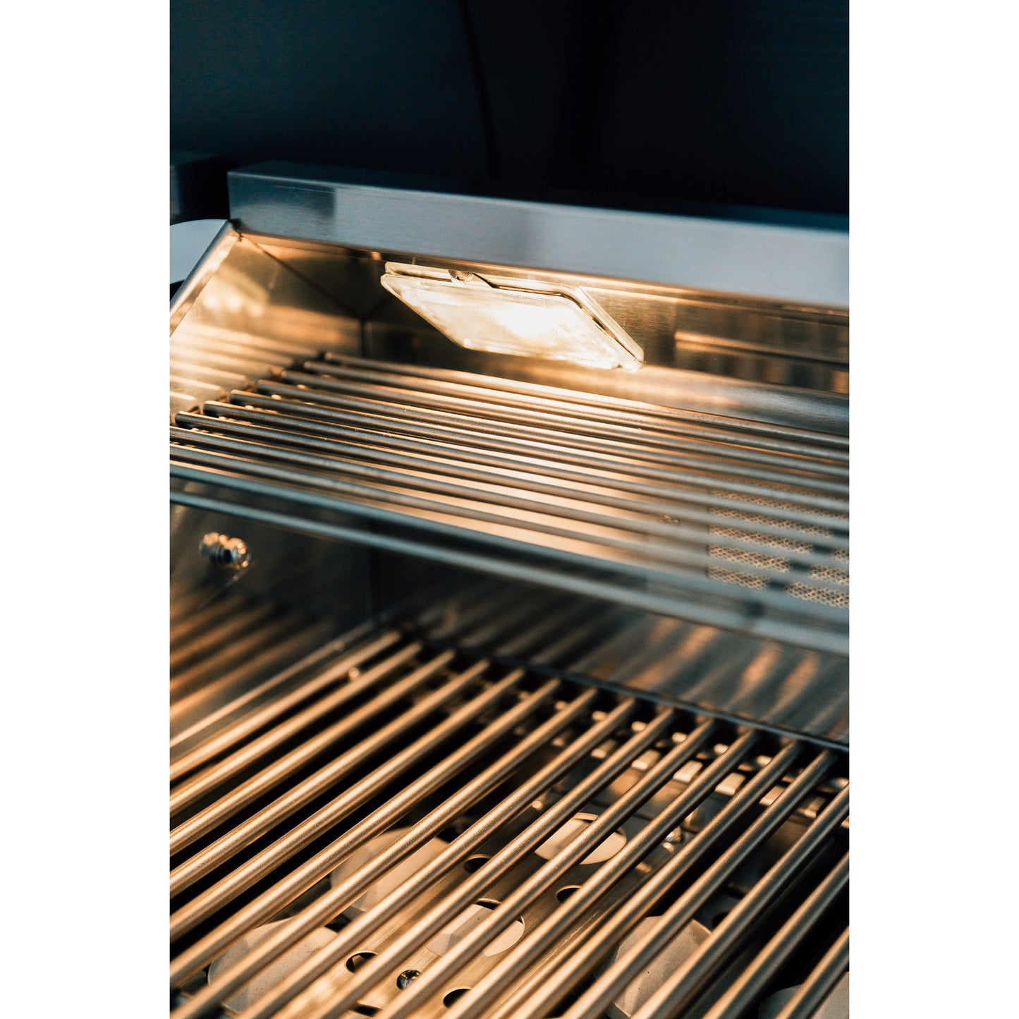 40" Sizzler Pro Grill - Natural Gas
