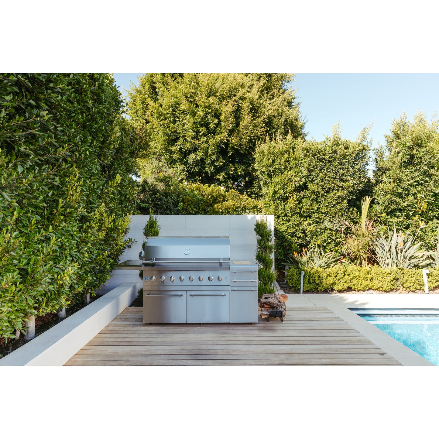 American Made Grills Encore 54" Freestanding Hybrid Grill - Natural Gas