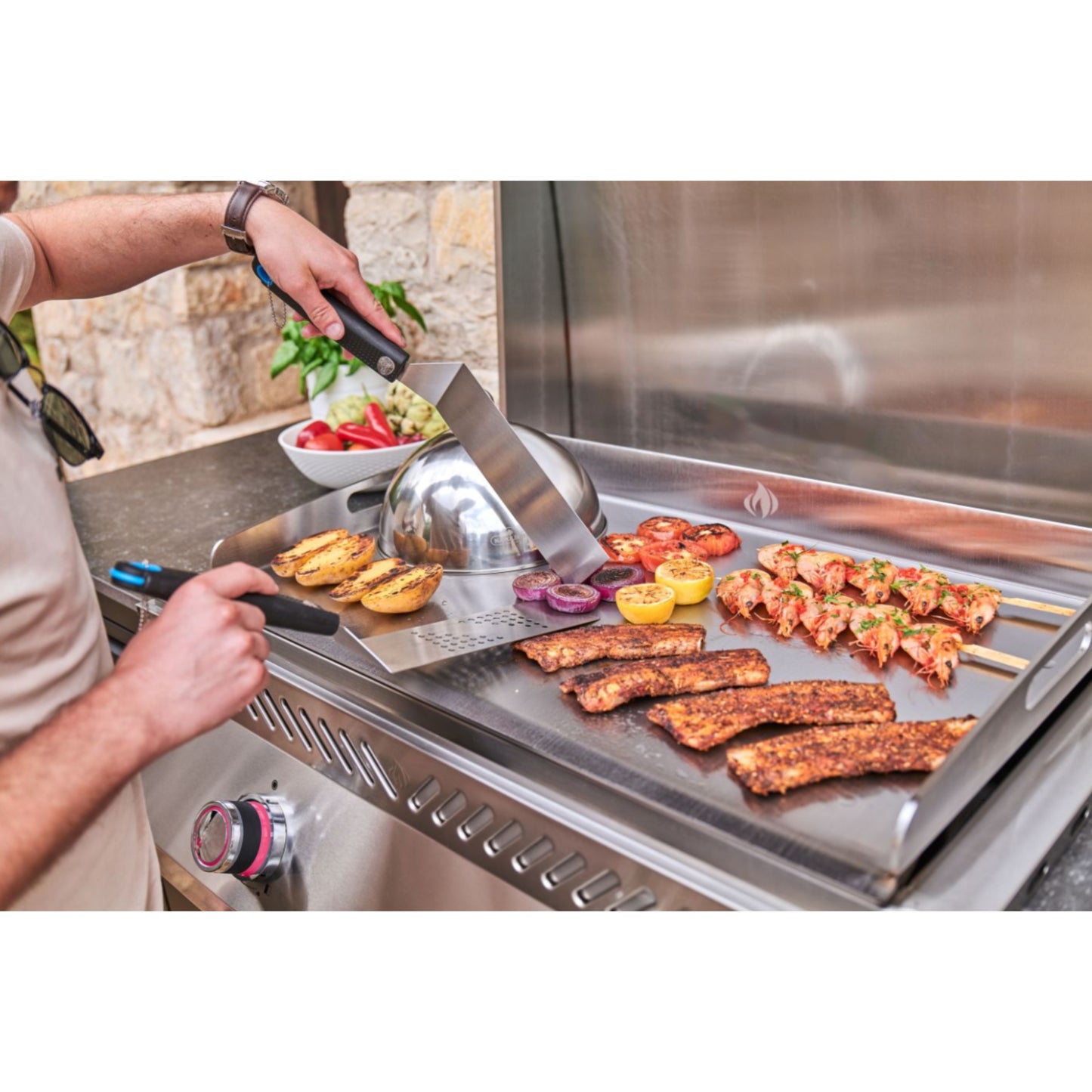 Napoleon Grill Built-In 700 Series 32" Griddle, Propane, Stainless Steel