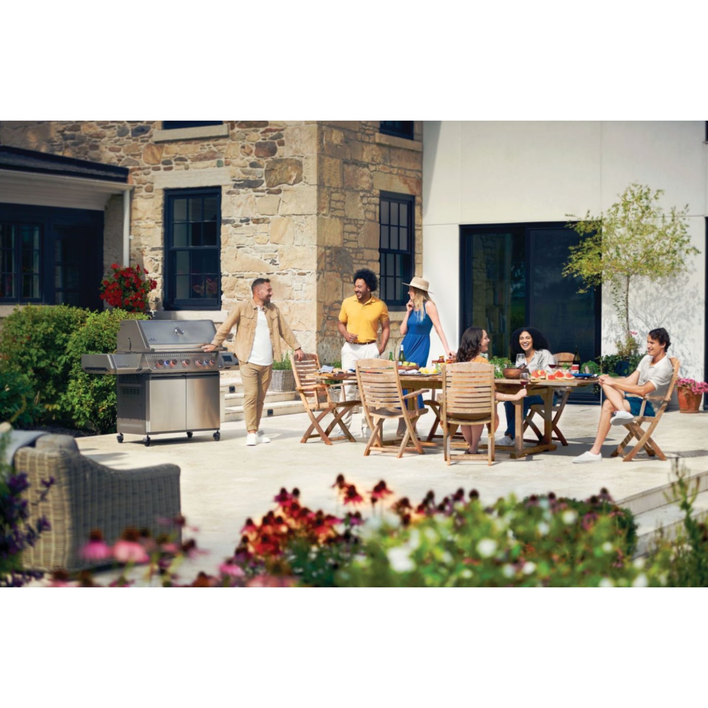 Napoleon Prestige® 665 Connected Gas Grill (Natural Gas)