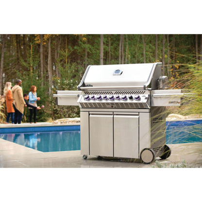 Napoleon Prestige® PRO 665 Natural Gas Grill (Stainless Steel)